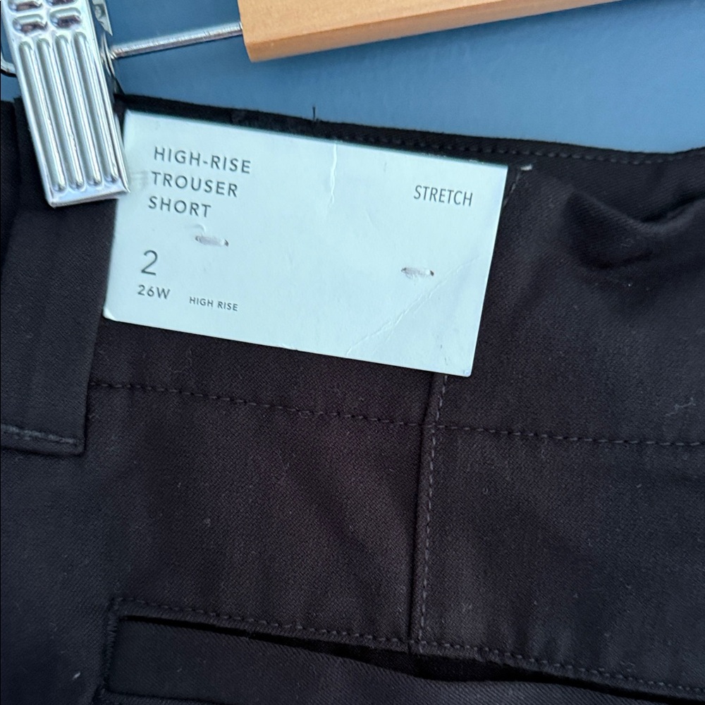 American Eagle Outfitters High Waist Black Shorts - Picture 3 of 4
